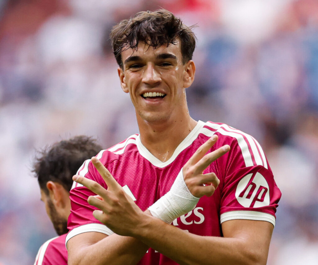 Carlos Espí apunta a tener un papel importante esta temporada. Foto: @realmadrid.