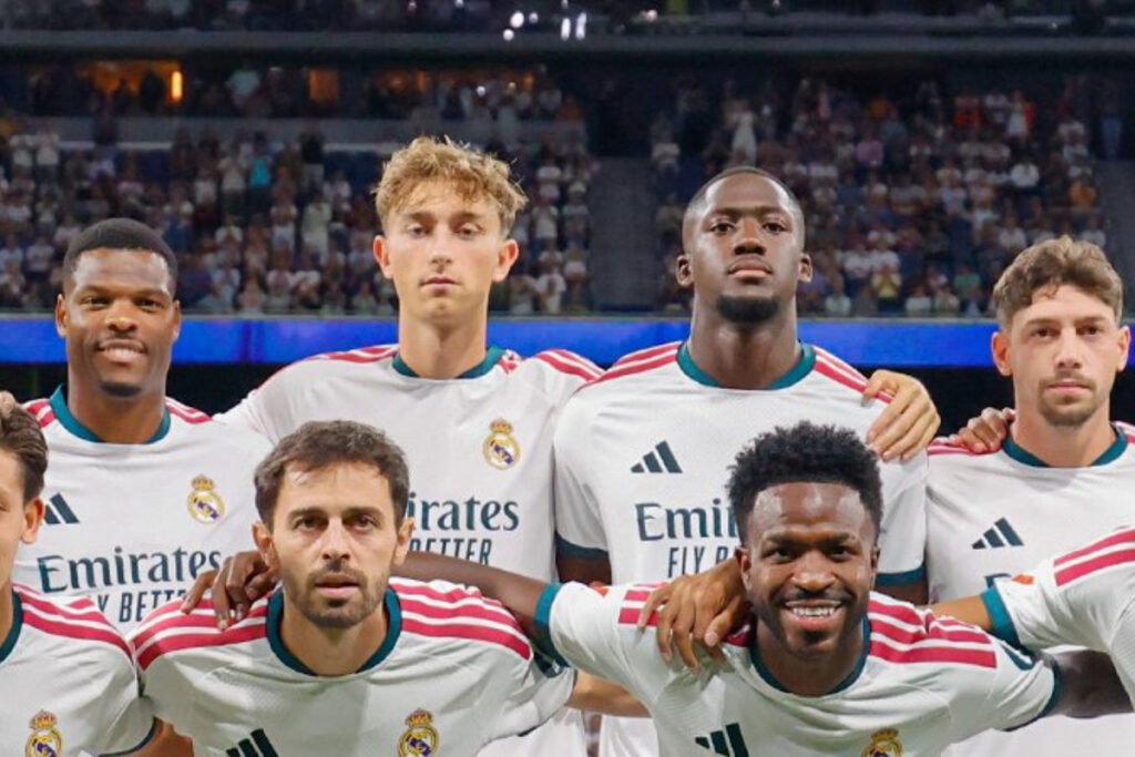 Konaté y Huijsen se han consolidado en el centro de la zaga en este arranque de temporada. Foto: @realmadrid.