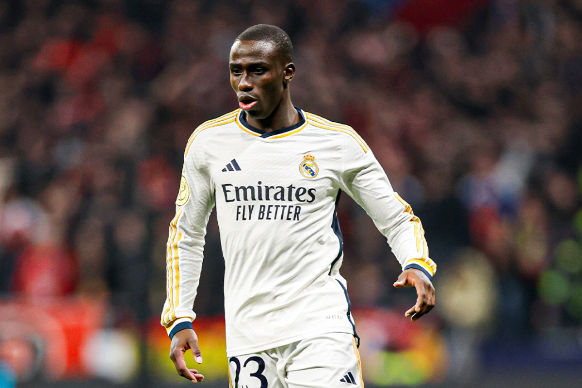 Mendy es el sacrificado de Mou por la inscripción de Sergio Martínez. Foto: @realmadrid