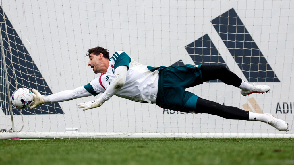 Courtois prioriza al Real Madrid por delante de su selección. Foto: @realmadrid